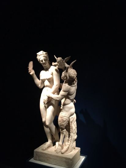 Venus y Pan. Grecia. Museo Arqueológico de Atenas.